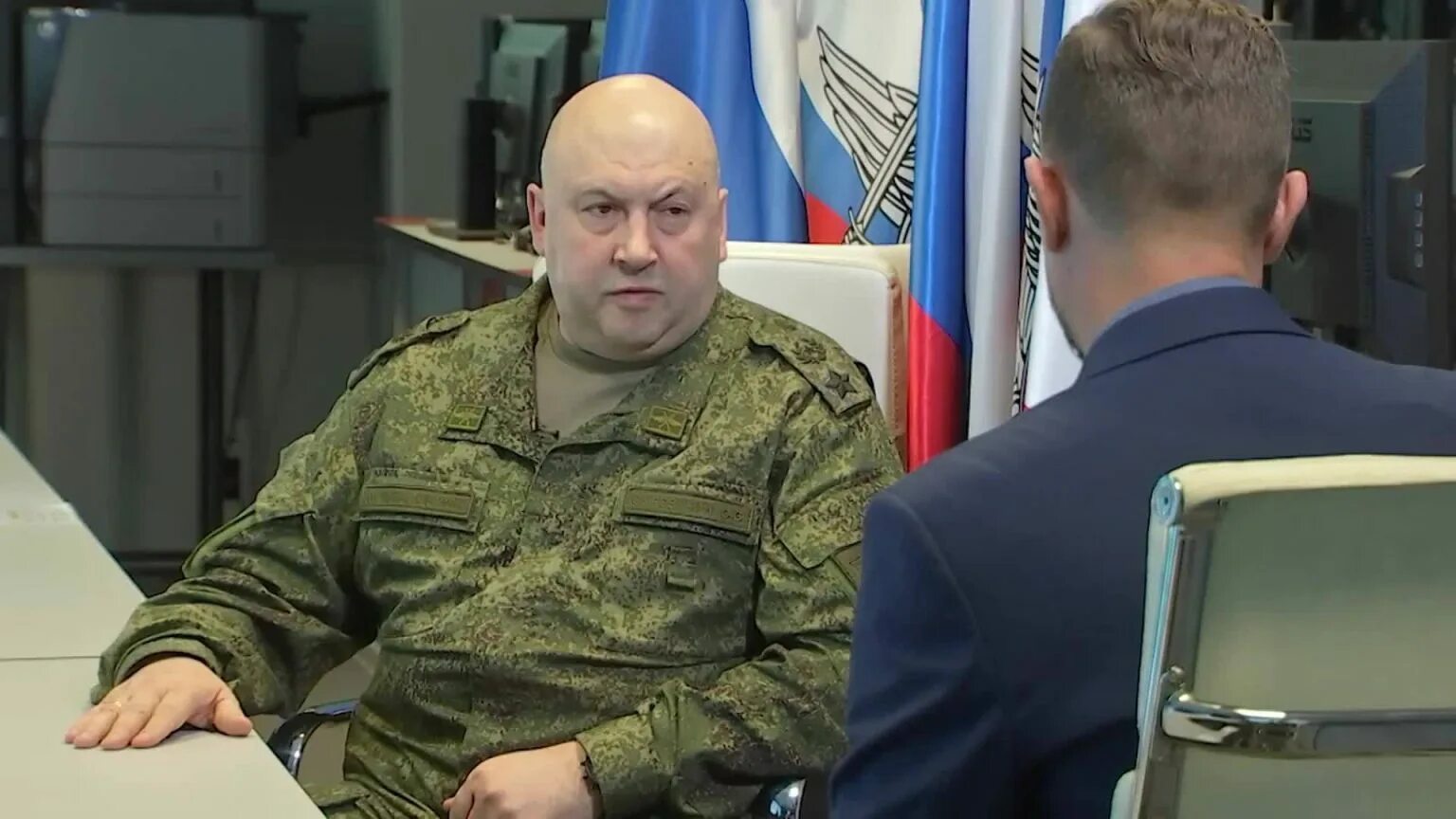 Суровикин сергей владимирович генерал армии. Суровикин генерал армии. Сергей суровикин генерал армагеддон. Генералом сергеем суровикиным. Сергей владимирович суровикин.