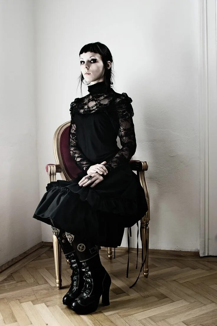 Goth одежда. Готика мода. джипси готика одежда.
