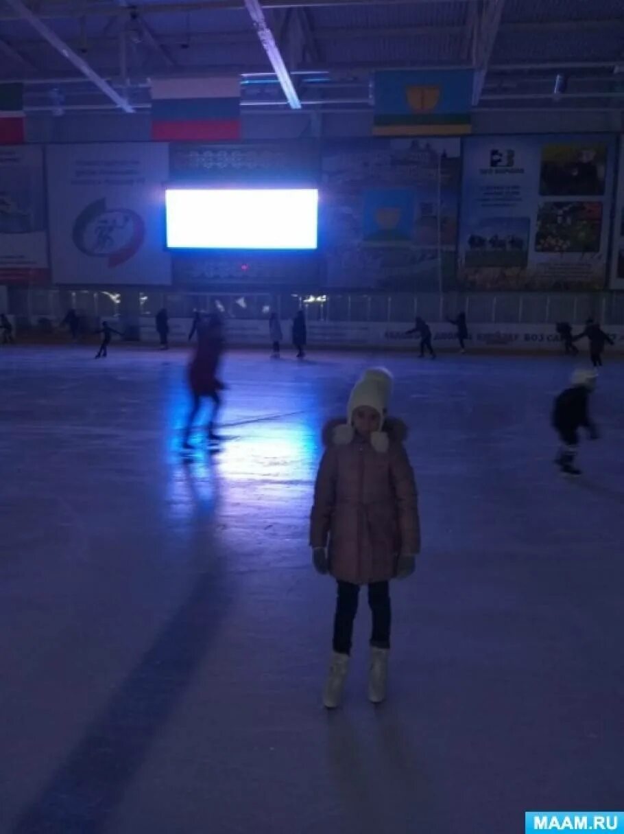 Без досок без топоров через речку мост. Мост как синее стекло скользко весело светло. мост как светлое стекло скользко весело светло.
