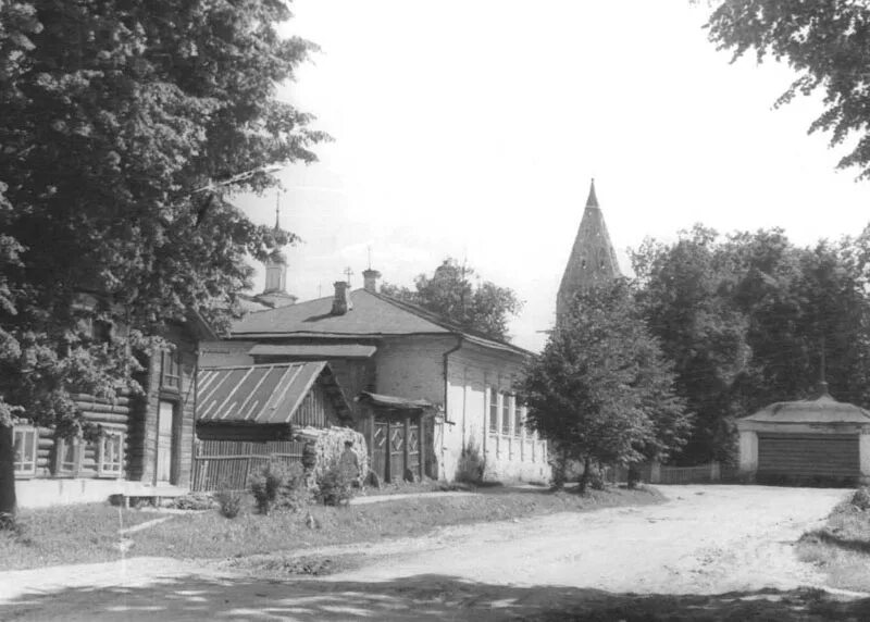 Лух ивановская область заброшенная больница 1959 г на улице советской. Боярина артамона матвеева. П лух ивановская область, ул. Лух (посёлок городского типа). Горького, д.