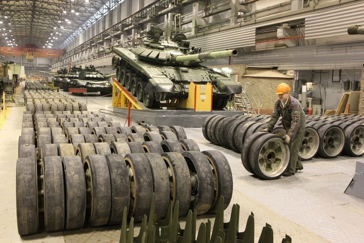 Сайт увз нижний тагил. УВЗ Нижний Тагил. Завод УВЗ В Нижнем Тагиле. Танковый завод в Нижнем Тагиле. Уралвагонзавод Нижний Тагил танки.