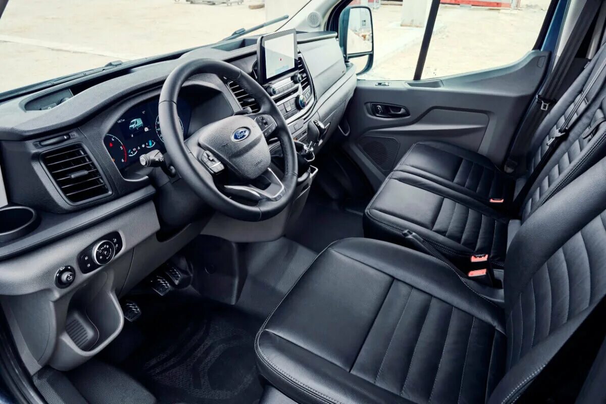 Ford Transit 2021 салон. Форд Транзит 2021. Ford Transit 2021 Interior. Новый Форд Транзит 2022.