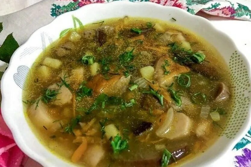 Рецепт грибного супа из свежих лесных