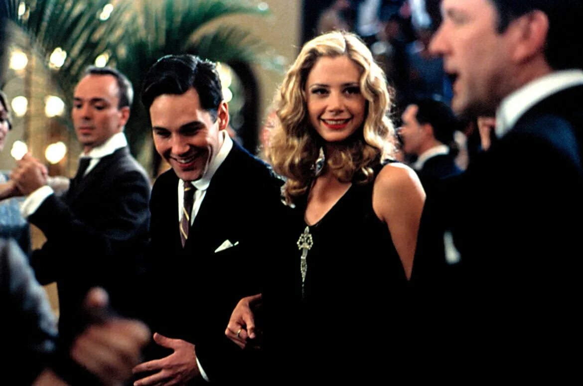 Пол радд великий гэтсби. Гэтсби 2000. Пол радд великий гэтсби. Великий гэтсби фильм 2000 ник. Гэтсби 2000.