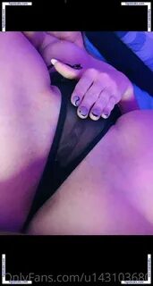 Slideshow esmeralditaaa onlyfans.
