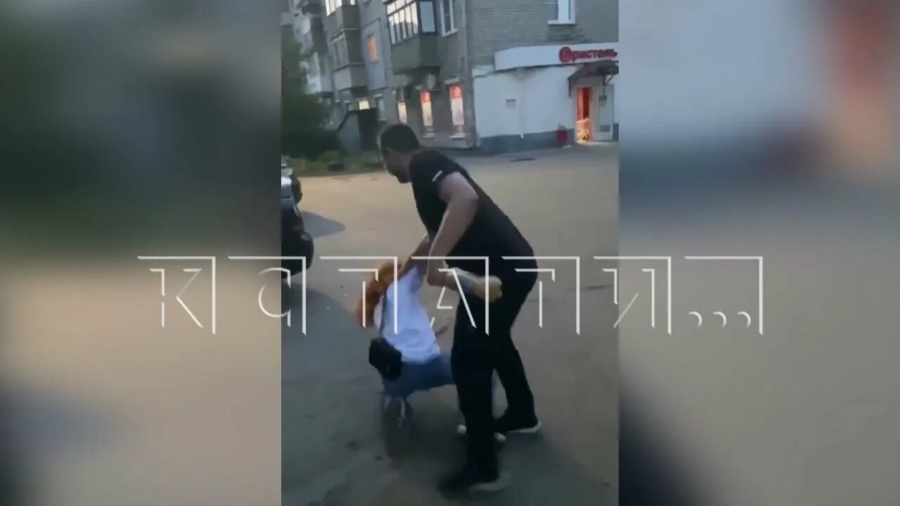 Напавший на ведущую