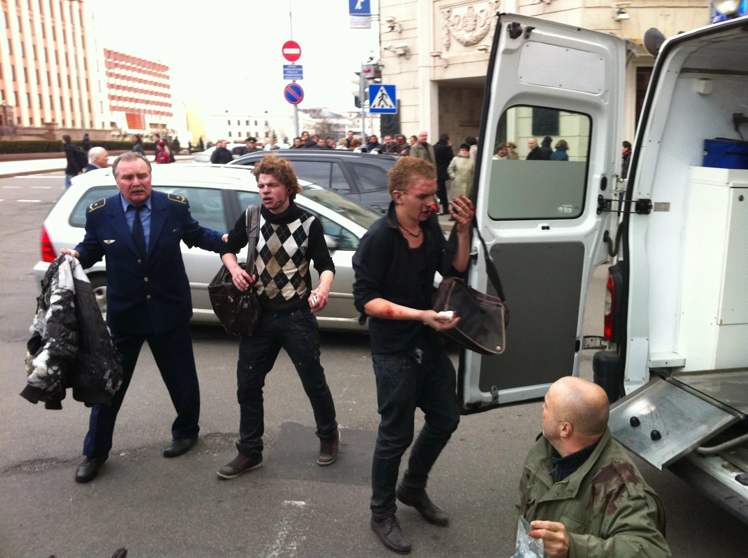 Взрыв в Минском метро 2011. Взрыв в Минском метро 11 апреля 2011 года. Теракт в метро минск 2011