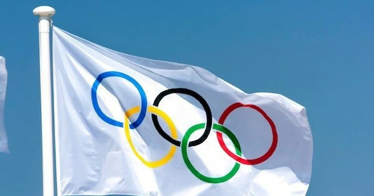 Флаг зимних олимпийских игр. Флаг международного олимпийского комитета. Олимпийский флаг 1914. Первый флаг Олимпийских игр.
