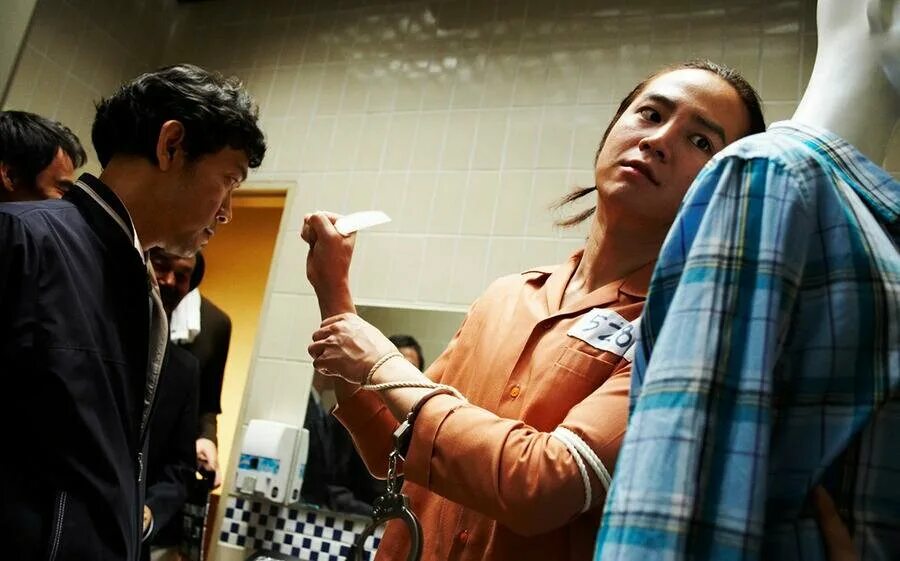 Дело об убийстве в итхэвоне (2009). Itaewon salinsageon (2009). Дело об убийстве в итхэвоне. Фортапаш фильм 2009. Дело об убийстве в итхэвоне.