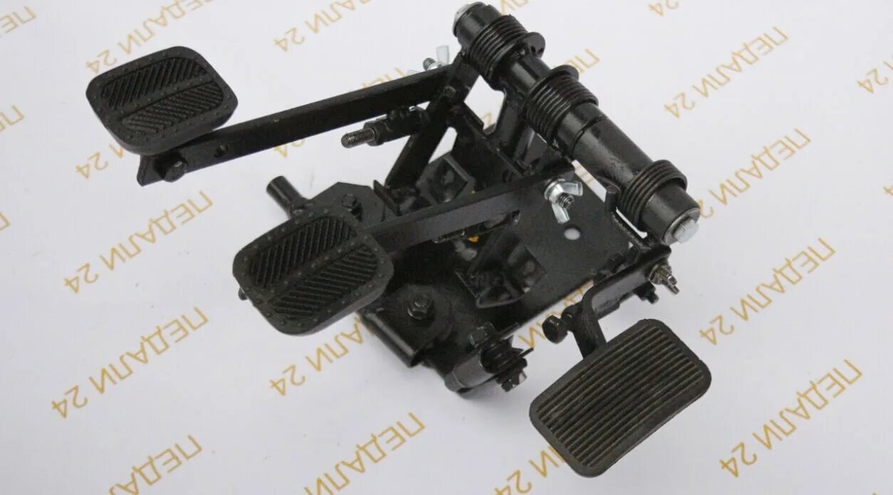 Дублирующие педали ваз 2114. Тренажер руль для вождения автомобиля. Тренажер руль для вождения автомобиля. Педали для обучения вождению. +79505312095 дублирующие педали.