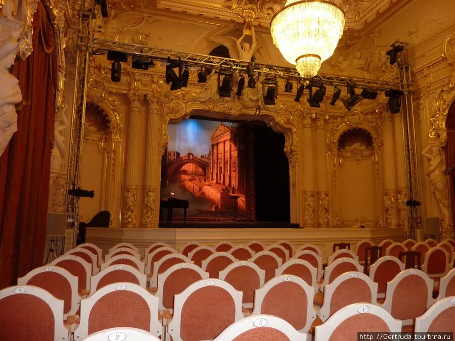 оперный санкт петербург. камерный музыкальный театр санктъ-петербургъ опера. камерный музыкальный театр санктъ-петербургъ опера на галерной. оперный санкт петербург. театр спб опера галерная 33.