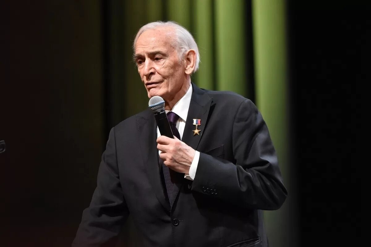 лановой сергей сергей. народный артист ссср василий лановой. лановой актер википедия. василий лановой. василий лановой.