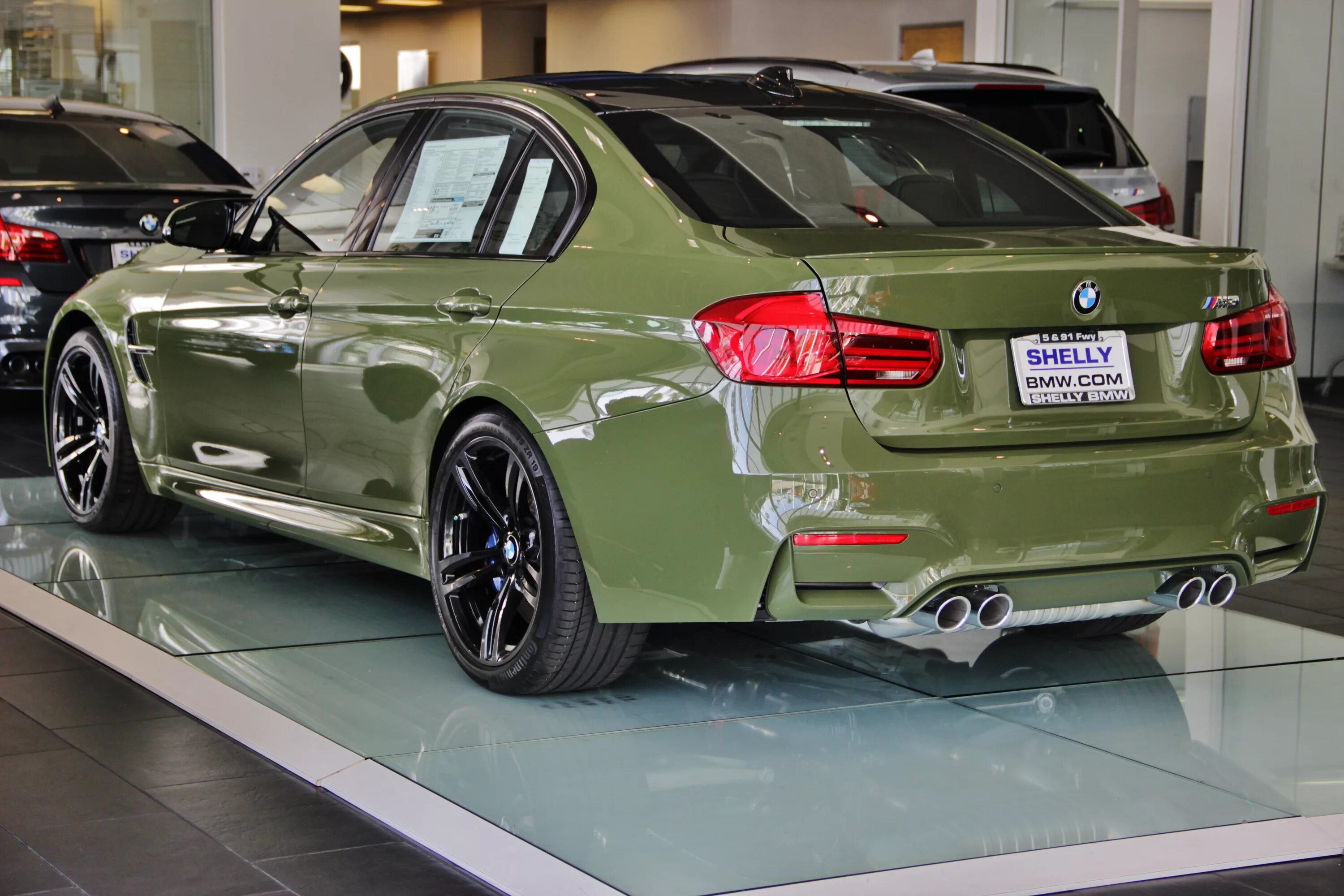 Bmw x5 цвета. BMW f30 Urban Green. BMW m3 f80. BMW m5 Urban Green. БМВ f30 хаки.