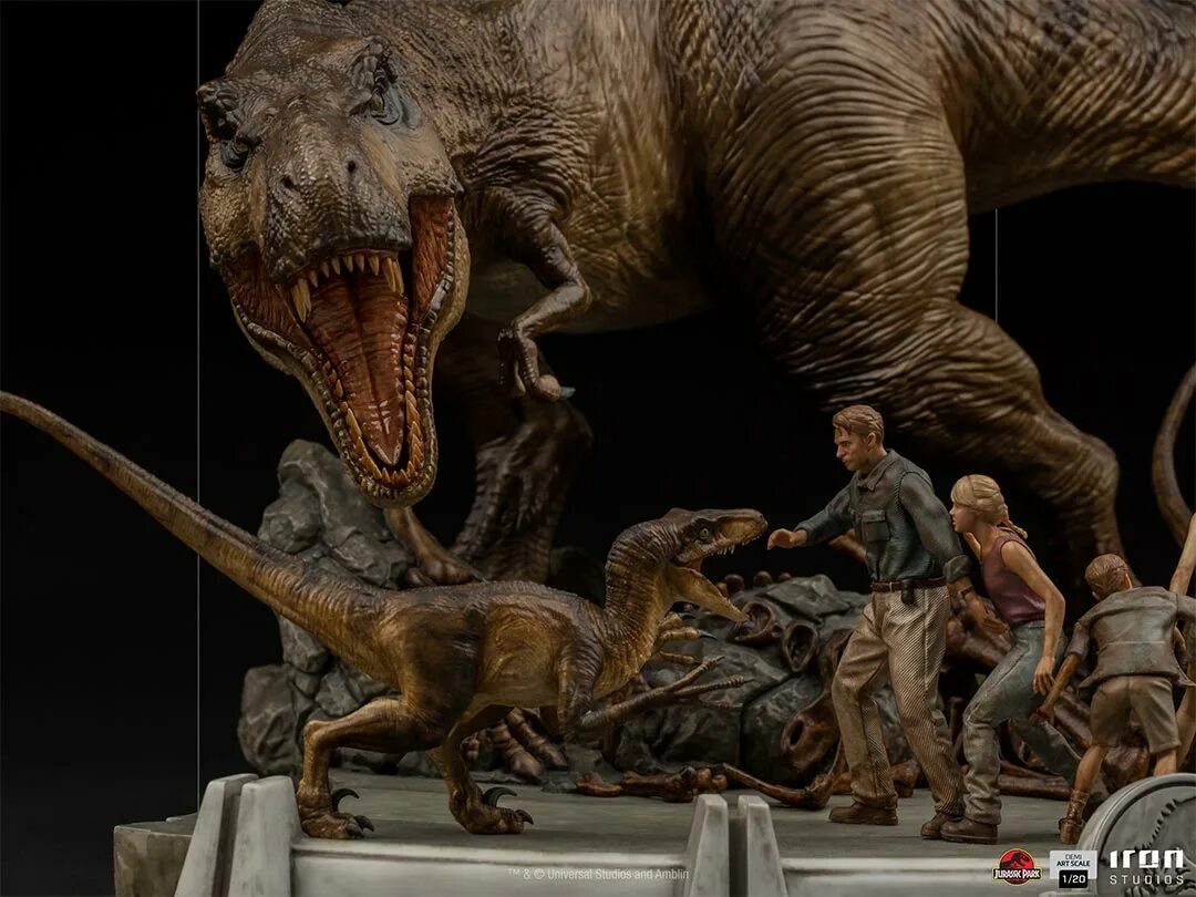 Число динозавров. Jurassic Park Diorama Iron Studios. Диорама Jurassic Park. Final Battle Scene Jurassic World. Фотографии тираннозавра из парка Юрского периода 100 процентная копия.