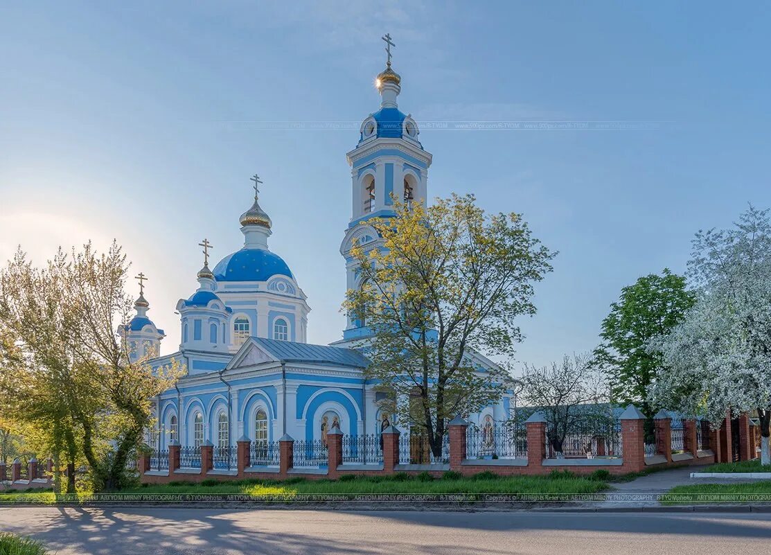 Храм курск сайты. Вознесенский храм Курск. Храм Вознесения Господня (Курск). Храм Вознесения Господня (Вознесенская Церковь Курск. Вознесенская Церковь верхняя Казацкая Курск.