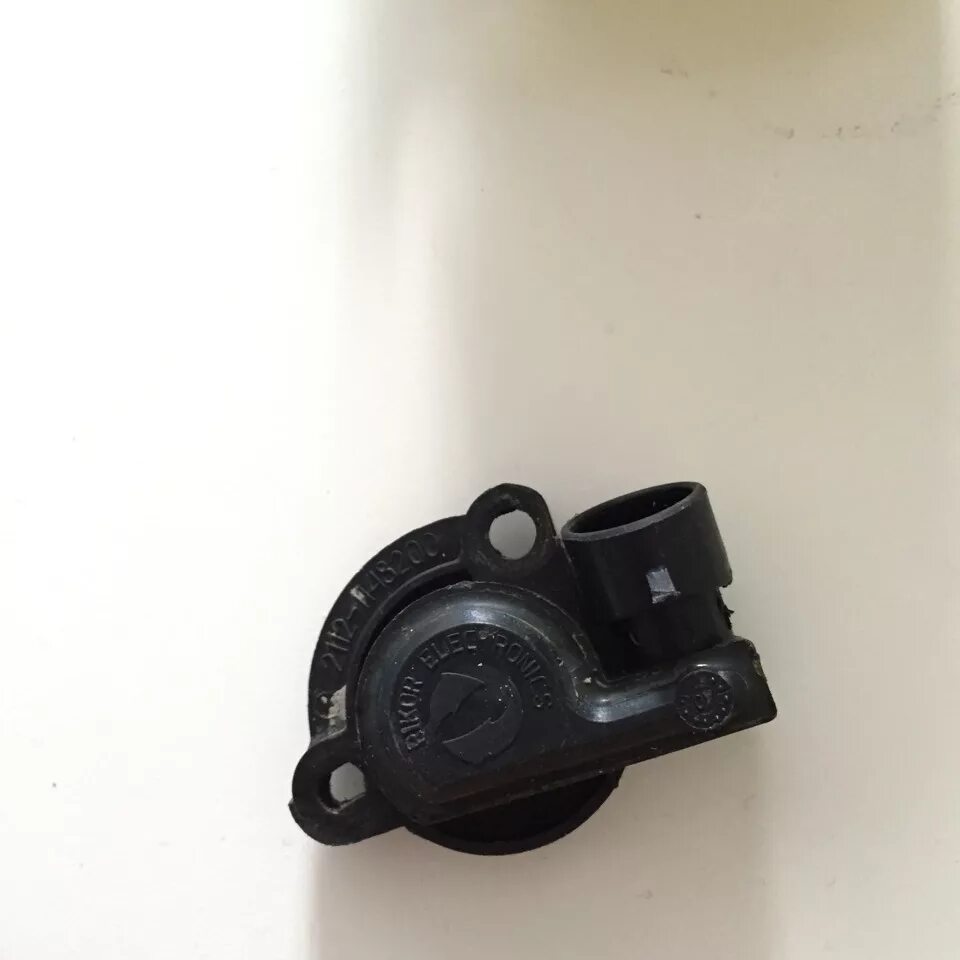 Датчик холостого хода каризма 1. Регулятор дроссельной заслонки e39. Регулятор дроссельной заслонки 5028673. Регулятор дроссельной заслонки. Датчик холостого хода пассат б3.