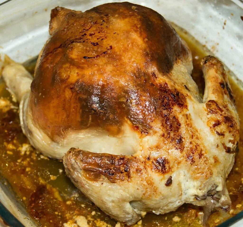 Форма для запекания курицы в духовке. Курица запеченная с айвой. Кур товук. Стеклянная форма для запекания курицы в духовке целиком. Курица на дим.