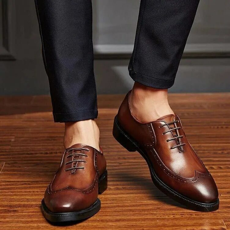 Оксфорды (Oxford Shoes) обувь 2021. Оксфорды обувь 2022. Brogue Shoes Boss мужские. Мужские туфли Оксфорд 2022. Мужские ботинки для города