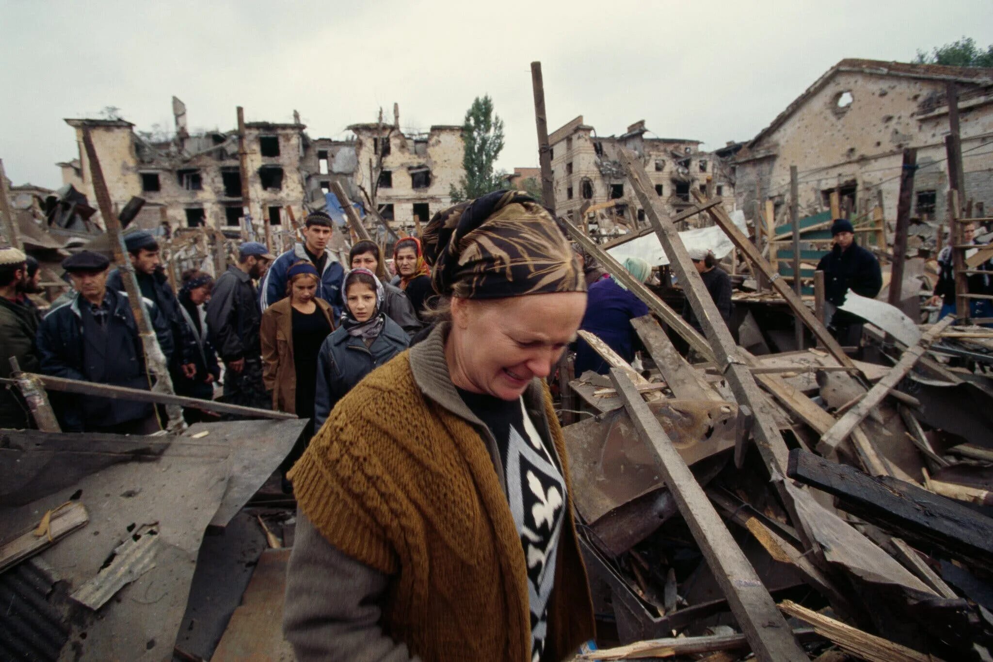 Бомбардировка рынка Грозного 1999. Ракетный удар по рынку Грозного 21.10.1999.