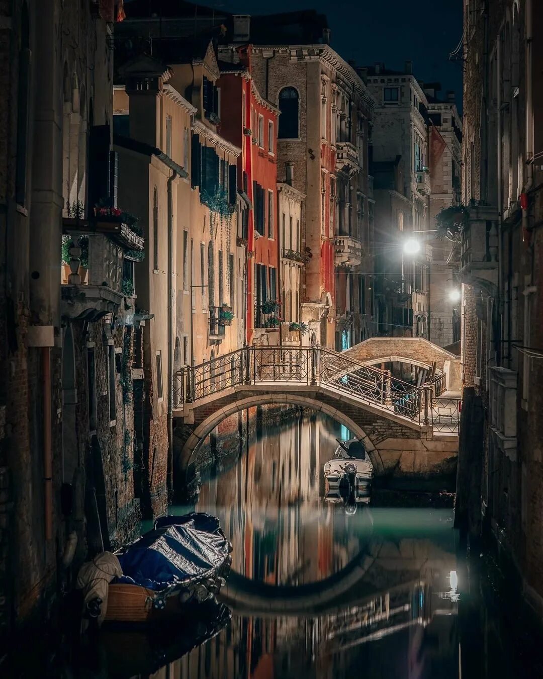 Amazing around. Венеция. Венеция Италия. Ночная Венеция. Венеция ночью.