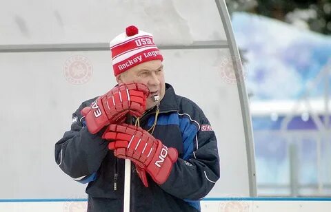 Волчков хоккеист