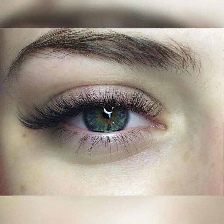 Ресницы наращивание 2д эффект изгиб. Ресницы наращивание 2д эффект изгиб. Наращивание ресниц лисий эффект 2д изгиб l. Ресницы 4д кукольный эффект 13мм изгиб д. Ресницы лисий эффект 1,5д лисий 12мм изгиб l.