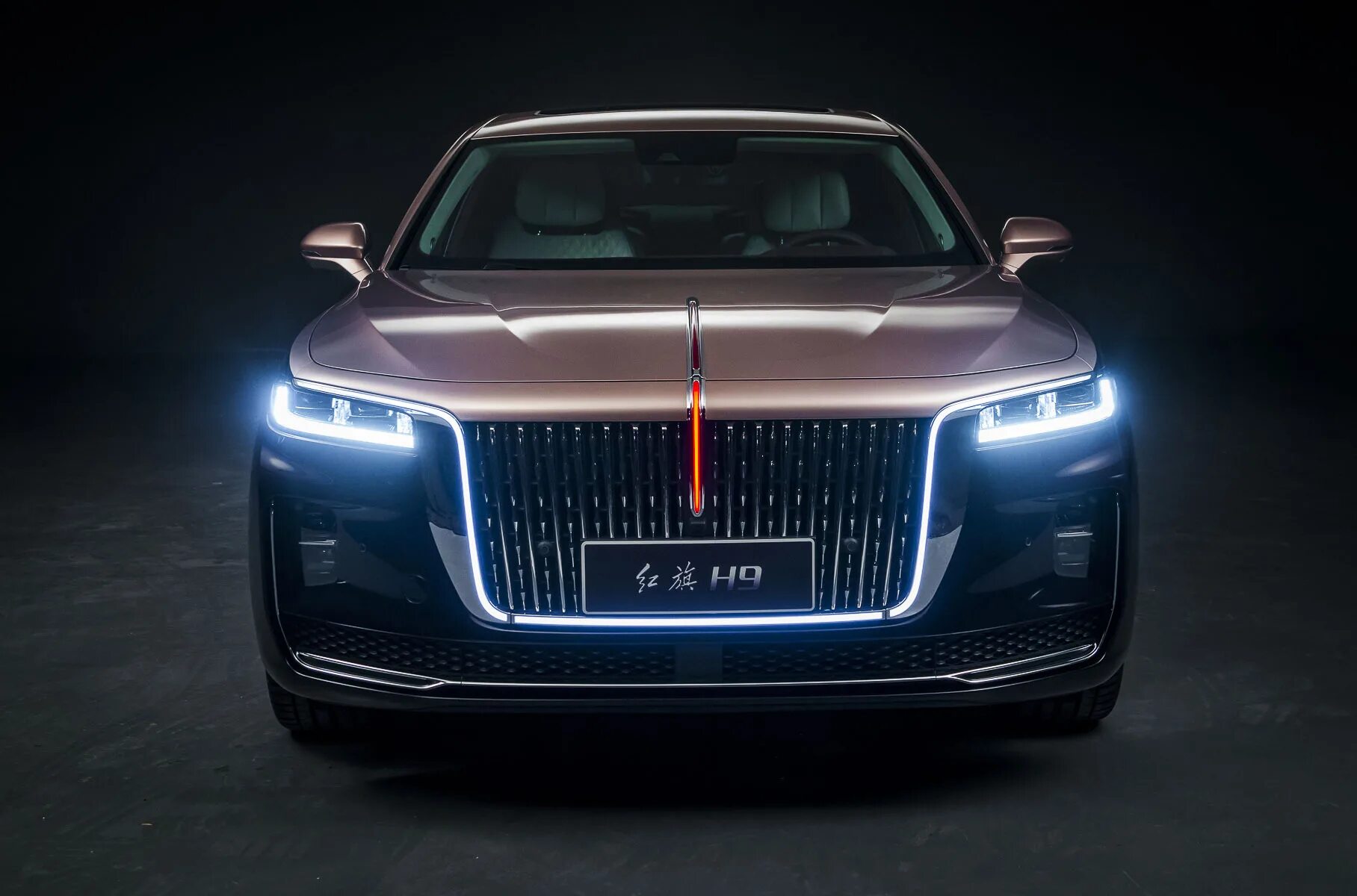 Hongqi h9 deluxe. Hongqi h9 deluxe. Hongqi h9 deluxe. Седан hongqi h9. Hongqi h9 2023.