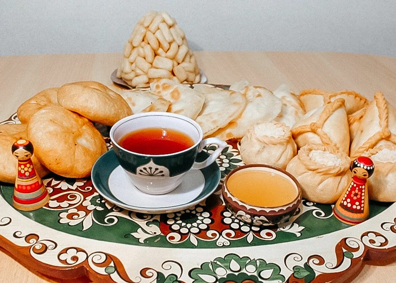Еда башкир. Национальные блюда башкирии. национальная кухня башкиров. башкирская нац кухня. национальные блюда народов башкортостана.