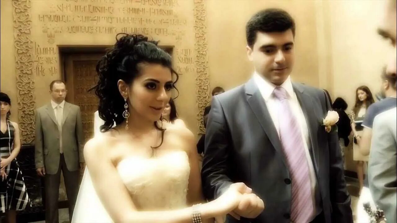 Платье на помолвку армянке. Слушать армянскую свадебную. Армянская свадьба видео в красноярске. Видеографы армения. Музыканты на армянскую свадьбу обнинск.