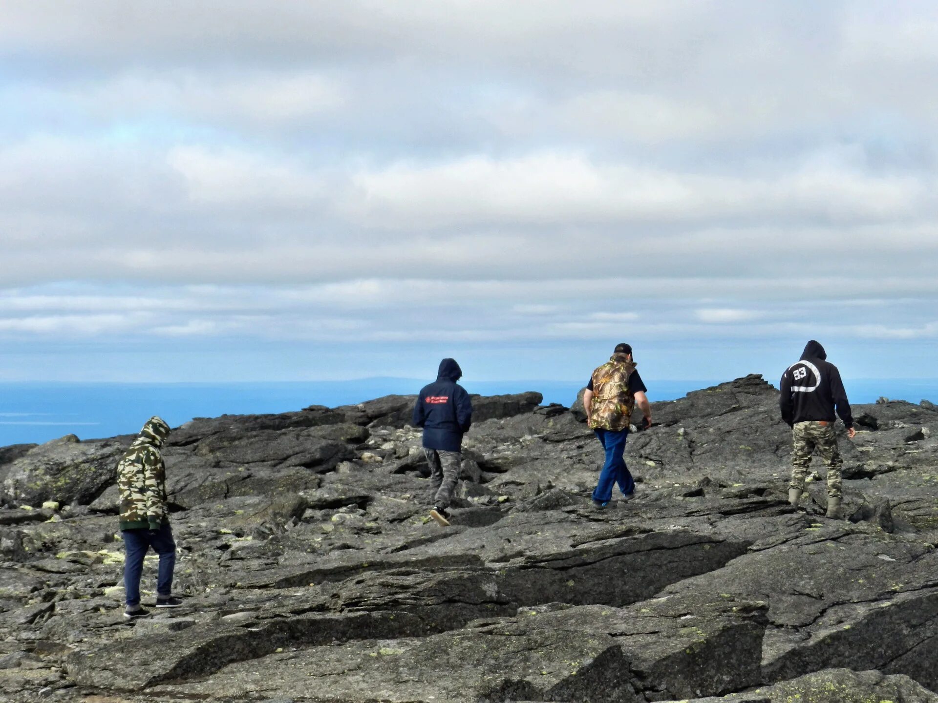 Сейдозеро кольский полуостров. Фалькон турклуб. Кольский полуостров сверху. Краеведческая экспедиция. Немецкая дорога на кольском полуострове.