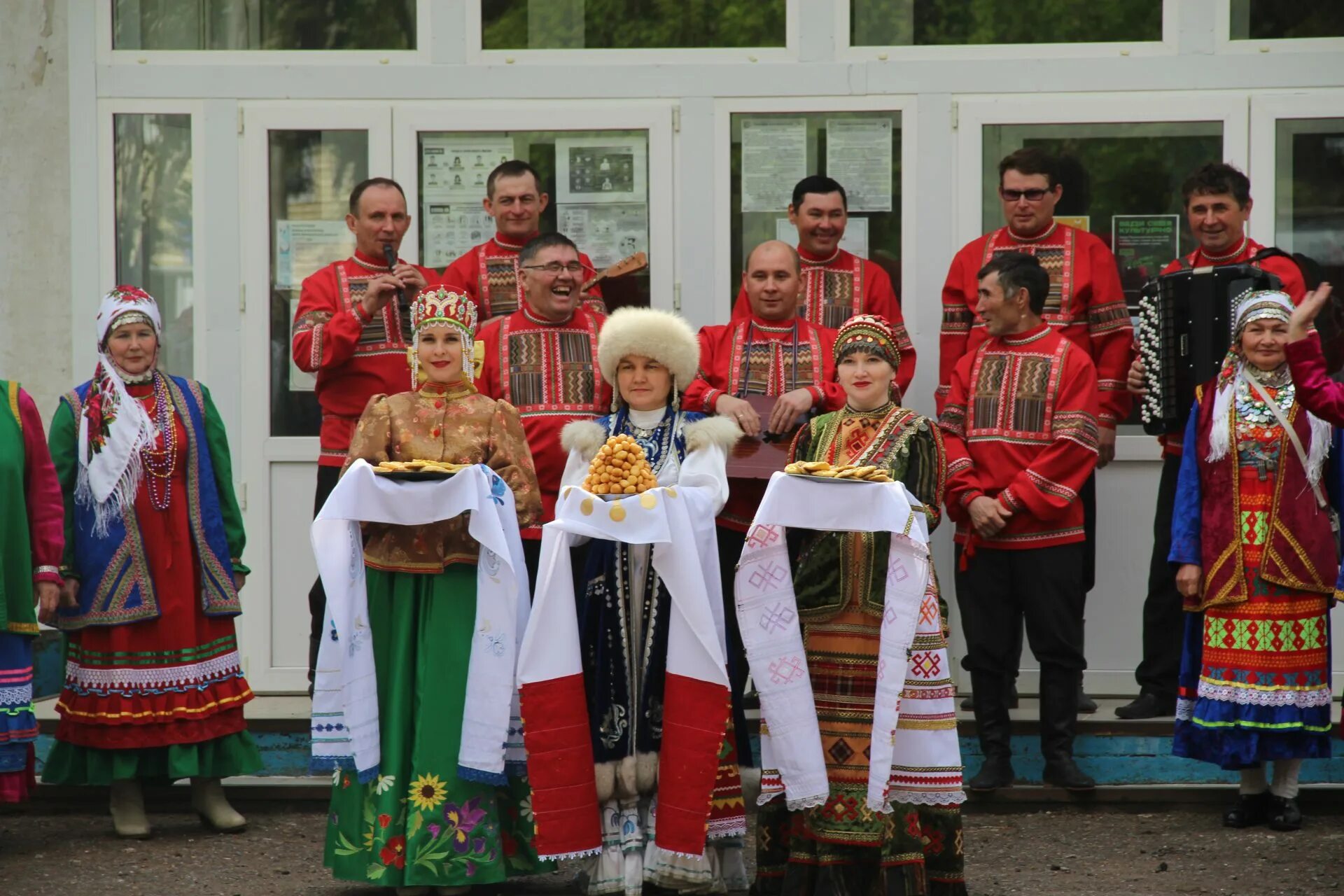 Хамитова Гульдар Исмагиловна Министерство культуры. Башкирия Национальность. Дом дружбы народов.