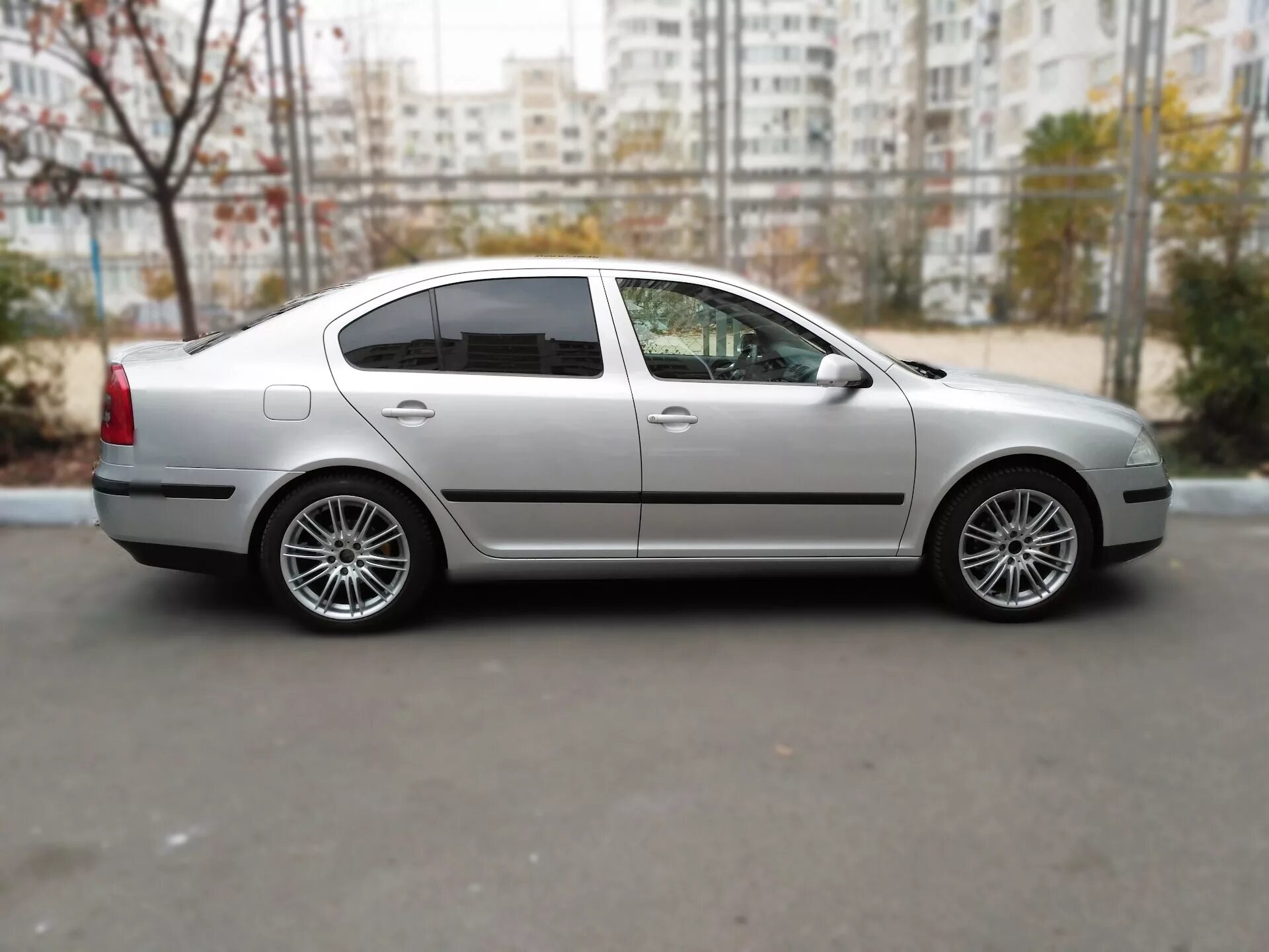 Skoda Octavia a5 r17. Octavia a5 -70. Шкода а5 2008 года