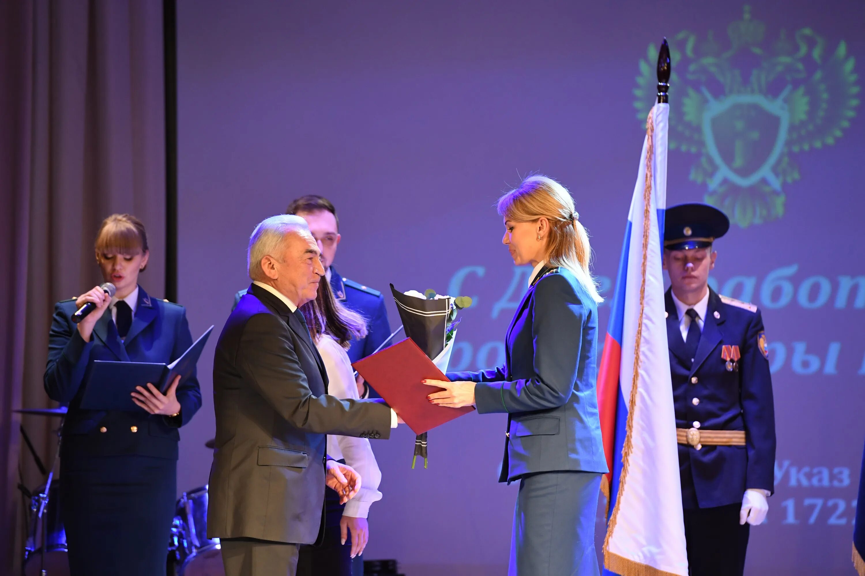 Прокуратура арзамас. Прокуратура Арзамаса прокурор. Прокуратура Ленинградской области. Гатчинская городская прокуратура Ленинградской области. Индекс Арзамасской прокуратуры.