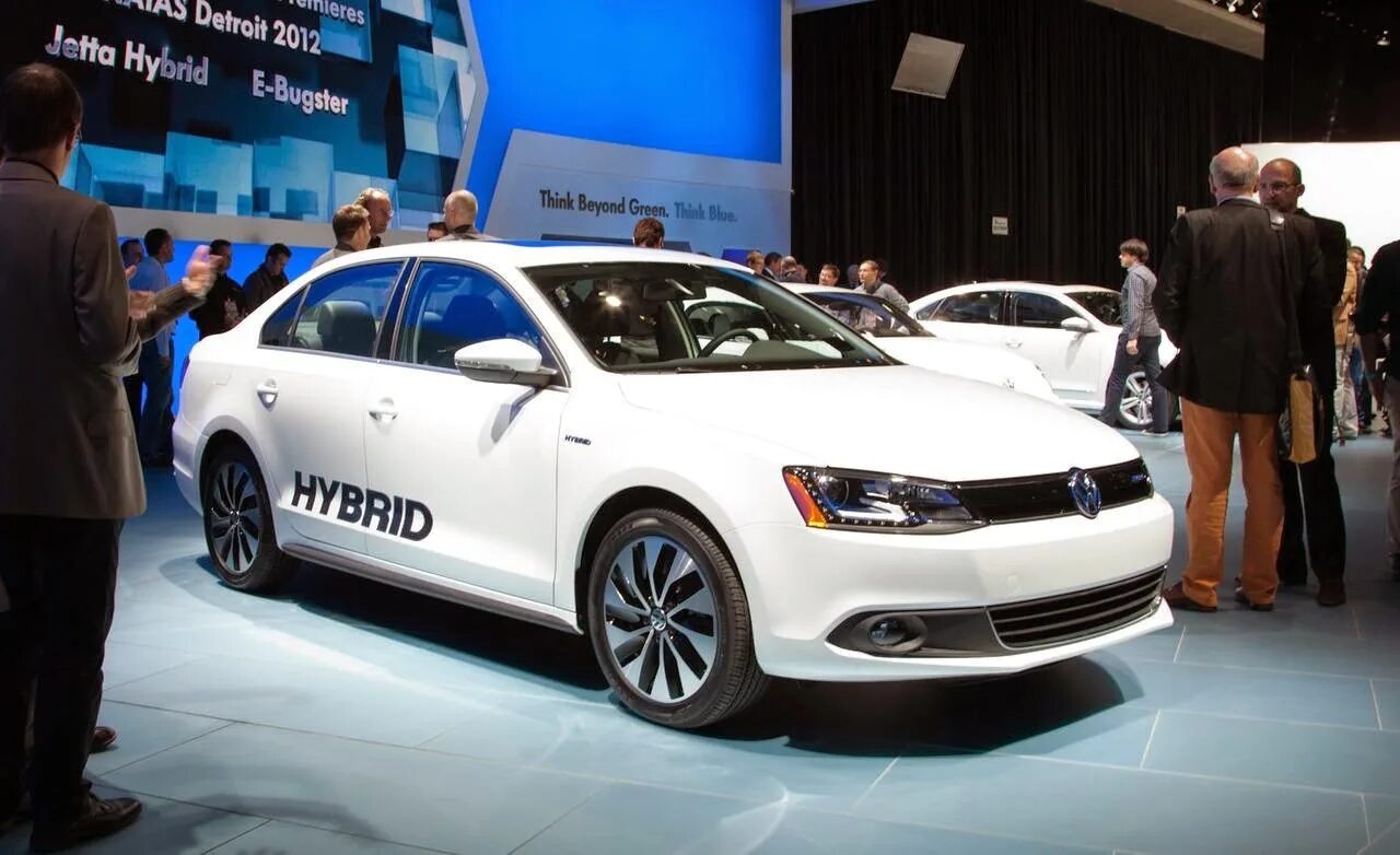 Фольксваген Джетта гибрид. Volkswagen Jetta Hybrid 2013. Гибридный Фольксваген Джетта. Volkswagen Jetta Hybrid 2015.