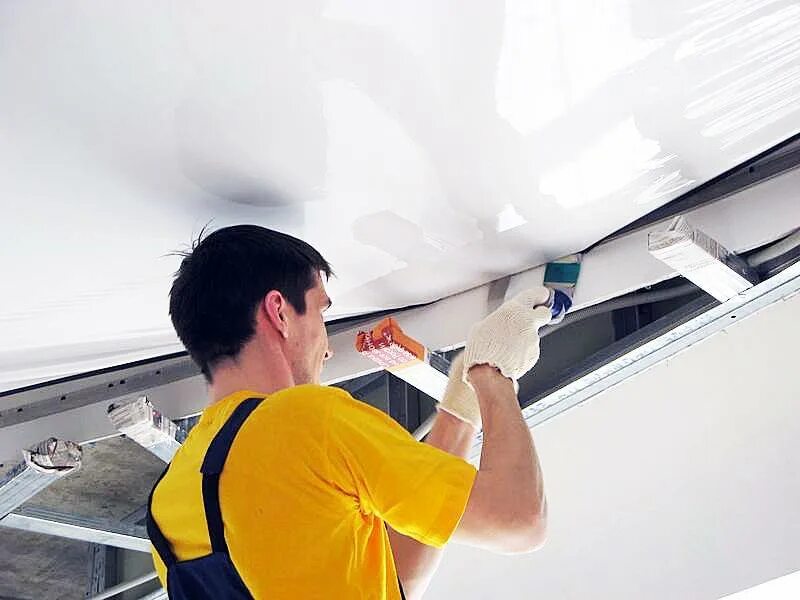 Монтаж натяжного потолка. Монтаж люстры. Монтаж потолка. Мотажнатяжногопотолка. Мотажнатяжногопотолка.