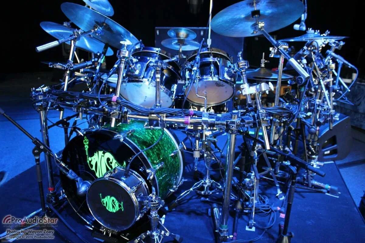 Heavy metal drum kit. Оргстекло для барабанов. Heavy metal drum kit. Heavy metal drum kit. Heavy metal drum kit.