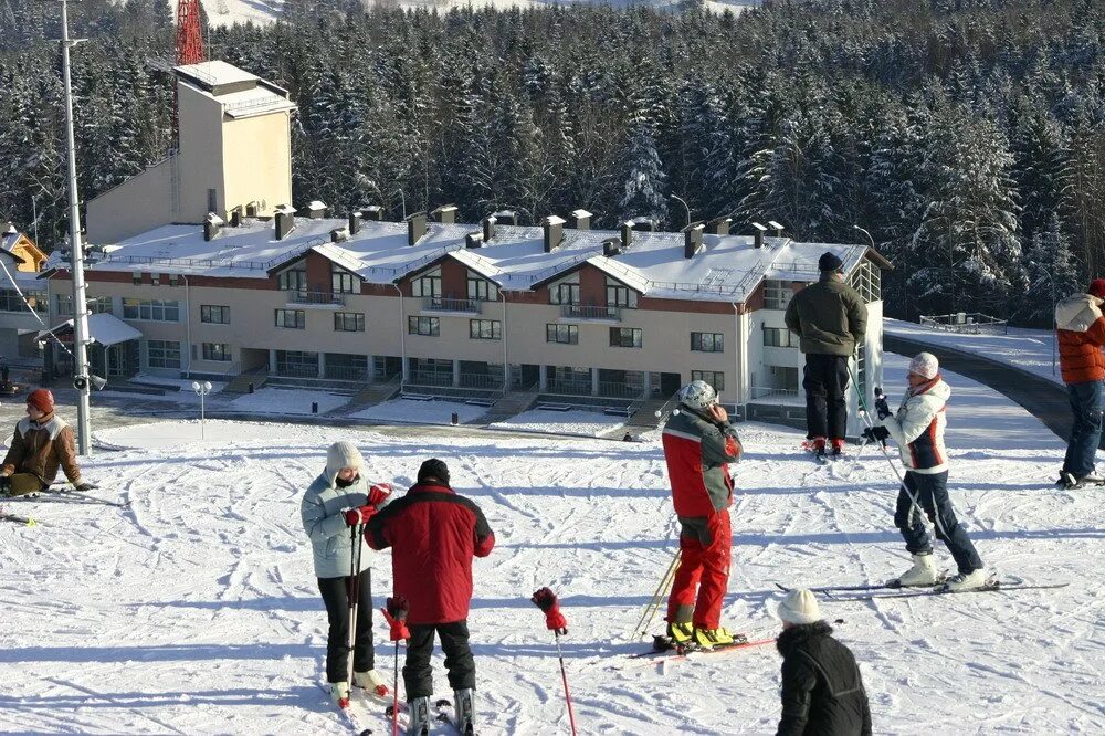 Силичи горнолыжный комплекс. Белоруссия лыжный курорт силичи. Белоруссия горнолыжный курорт логойск. Горнолыжный курорт в белоруссии силичи. Логойск беларусь горнолыжный курорт.