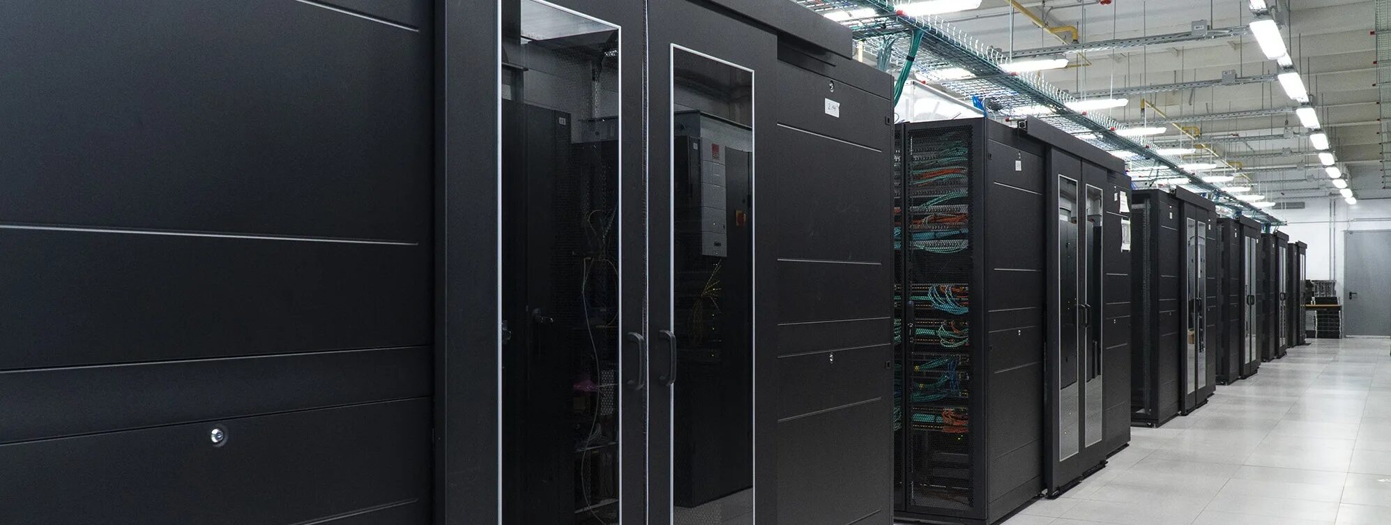 Модульный дата центр. Серверный рендеринг. Дата центр tier 2. Дата центр tier 3. Дата центр tier.