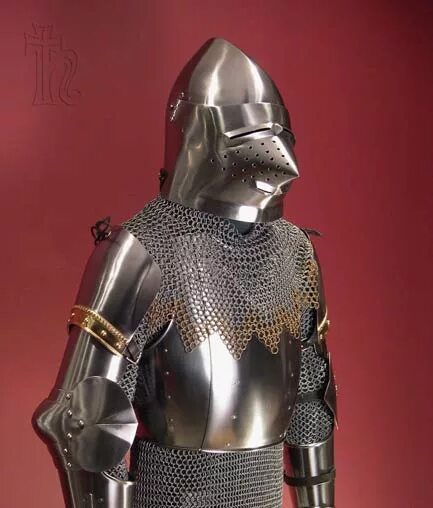 Под доспехами. Кольчуга юшман. Под доспехами. Под доспехами. Кольчужный хауберк.