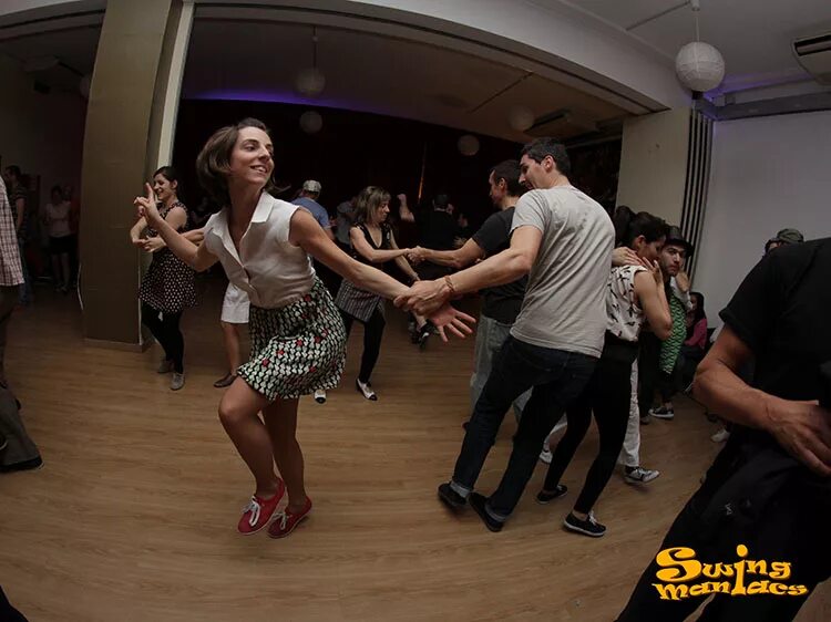 Свингерские вечеринки в москве. Эдем свинг. Свинг мск. Свинг мск. Молодежная свинг вечеринка.