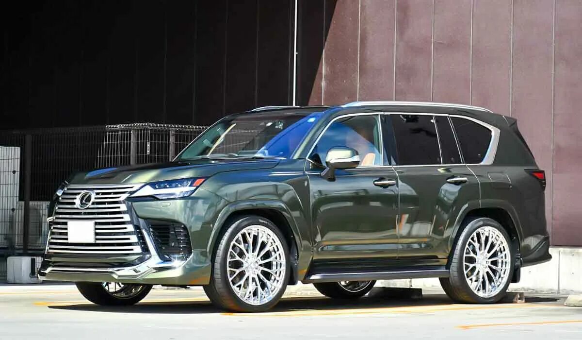 Лексус лх 600 2024. Лексус LX 600. Lexus LX 600 2023. Лексус ЛХ 2023. Новый Lexus LX 600 2023.