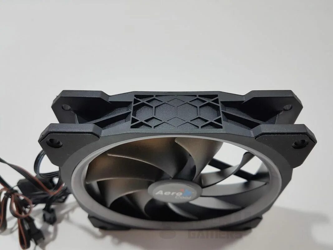 Aerocool fan. AEROCOOL Orbit RC. AEROCOOL Orbit RC 120 RGB. AEROCOOL av12025. Комплект вентиляторов AEROCOOL Orbit RC.