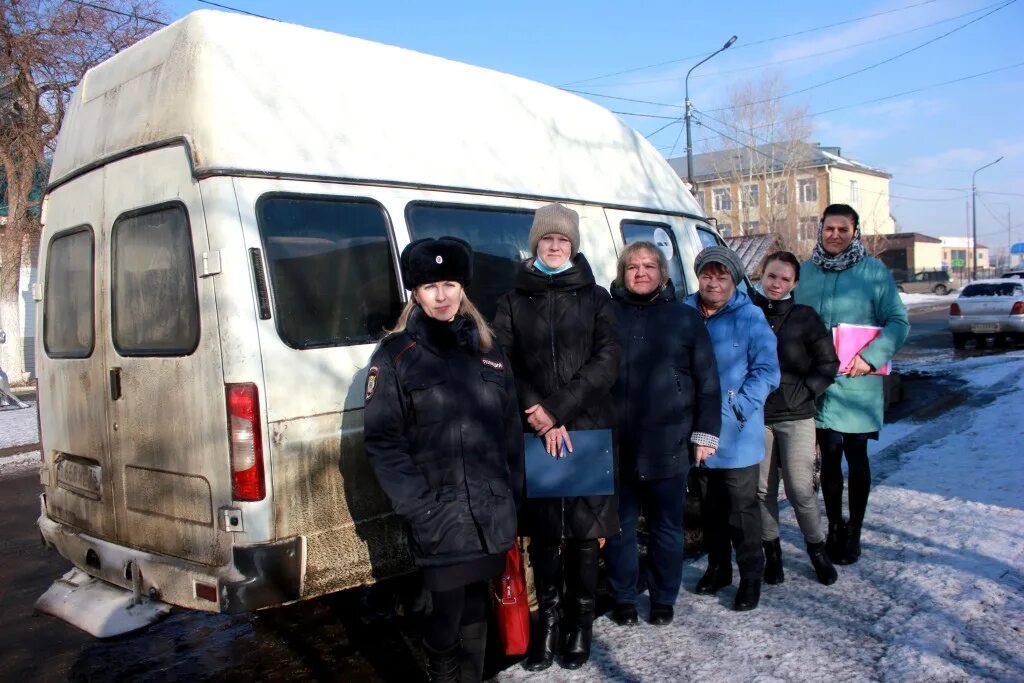 Новости в какое время. Сотрудники администрации города Тулуна. Администрация Тулунского района. Тулун 2021. Муниципальный транспорт Тулуна.