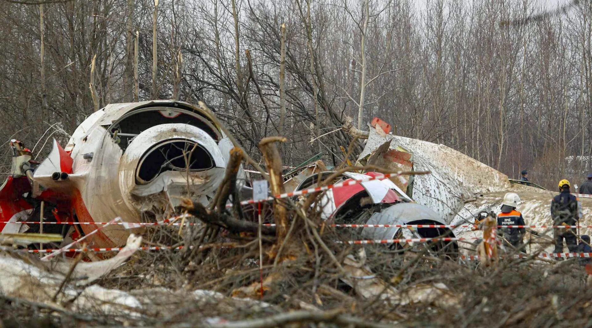 Смоленске авиакатастрофа. Катастрофа под Смоленском ту-154. Катастрофа польского ту-154 под Смоленском. Катастрофа ту-154 в Смоленске. Катастрофа под Смоленском 2010.