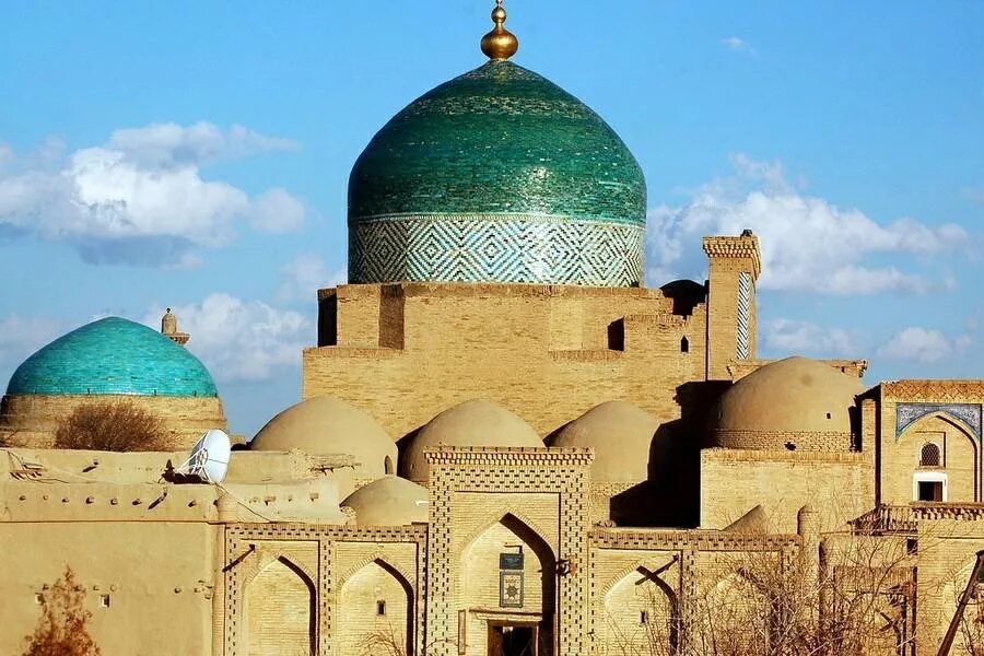 мавзолей пахлаван-махмуда хива. хива узбекистан мавзолей. мавзолей пахлаван махмуда в хиве, узбекистан. мавзолей пахлаван-махмуда. мавзолей пахлаван-махмуда хива.