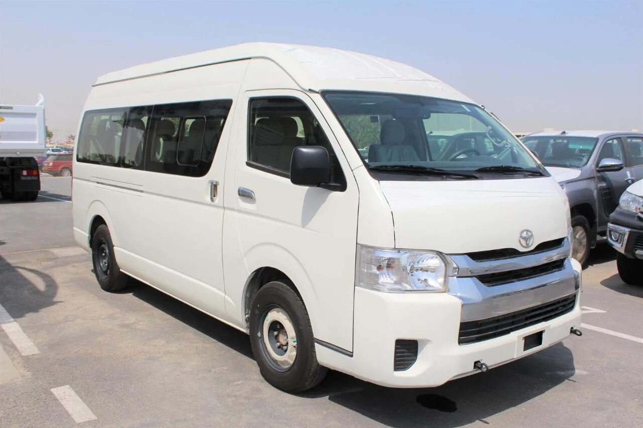 Микроавтобусы список. Toyota hiace 2018. тойота хайс 2018. марки микроавтобусов список. марки иностранных микроавтобусов фото.