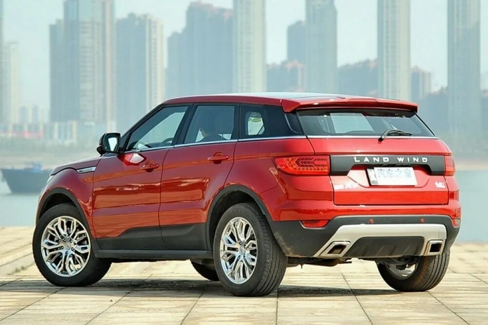 Китайская копия. Китайский range Rover Evoque. Landwind x7 и range Rover Evoque. Китайский Рендж Ровер Landwind x7. Landwind x7 2023.