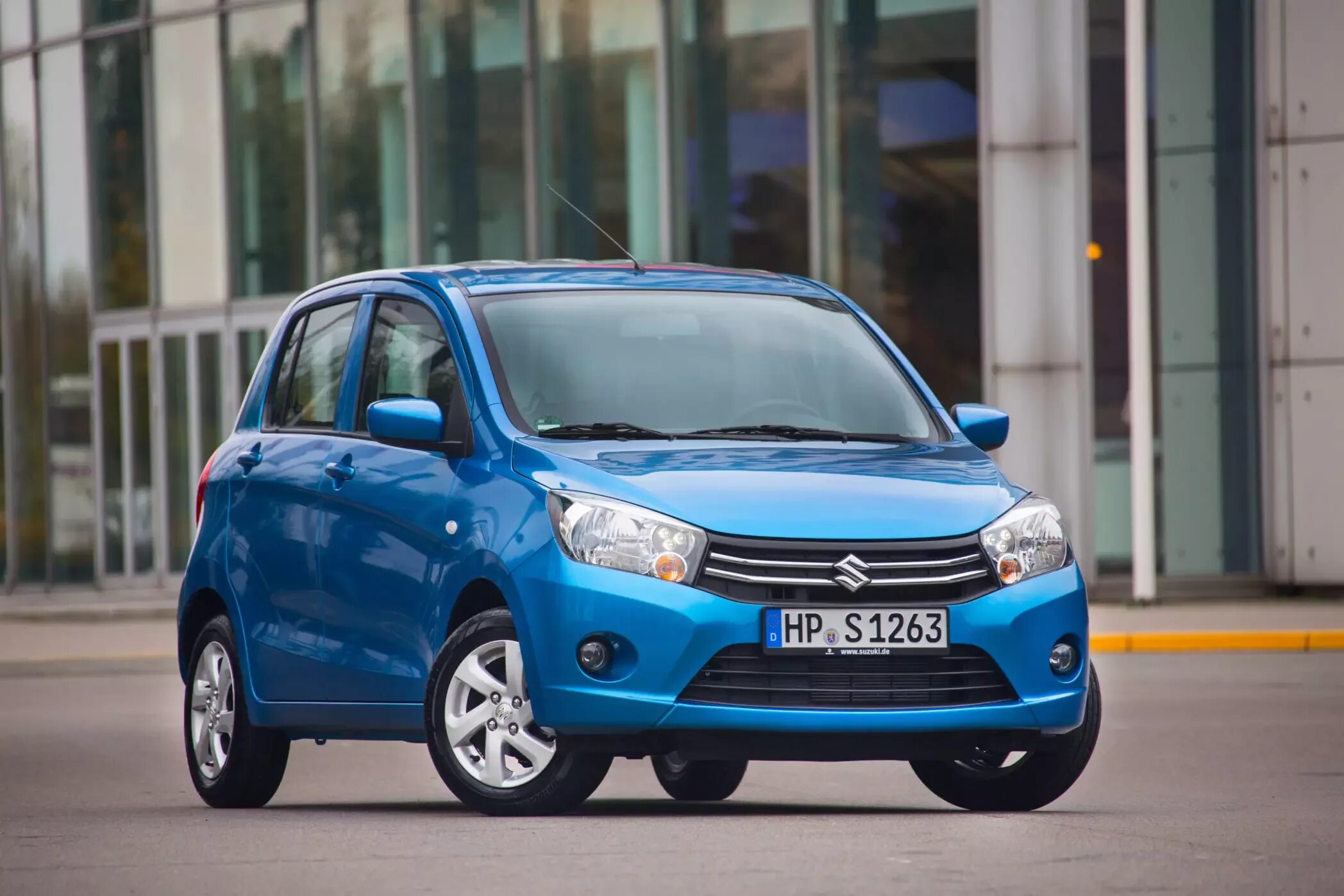 Где можно купить сузуки. Сузуки Селерио. Suzuki Celerio 2022. Сузуки Санни. Suzuki Daewoo 2015.