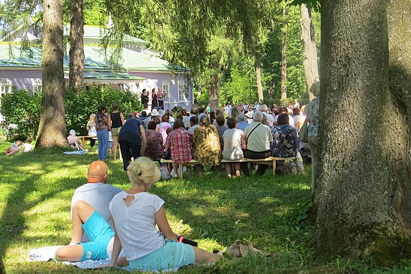 Спасское-Лутовиново Тургеневский праздник. Спасское Лутовиново охотничий праздник. Фестиваль охотников Спасское Лутовиново. 100 Лет музею Спасское-Лутовиново. Спасское лутовиново масленица 2024