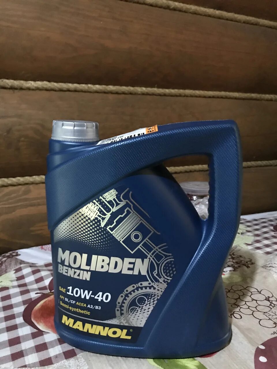 Molibden 10w-40. Маннол молибден 10-40 драйв 2. Манол молибден 10w 40. Масло Манол молибден 10w 40.